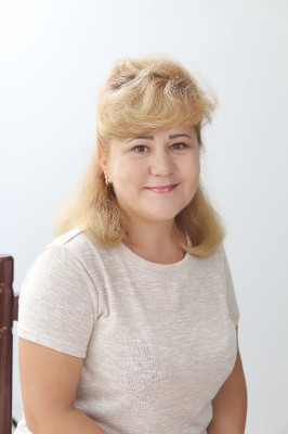 Учитель-логопед Плотникова Светлана Камильевна Учитель-логопед Плотникова Светлана Камильевна